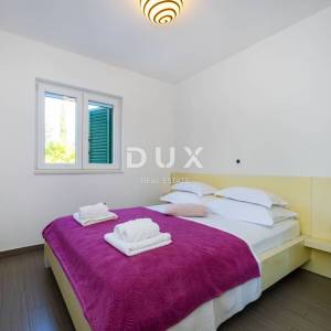 ZADAR, VELI IŽ - Komad raja s privatnim pristupom plaži!