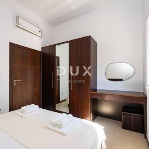 ZADAR, VELI IŽ - Komad raja s privatnim pristupom plaži!