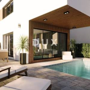 ZADAR, VIR - Zemljište s građevinskom dozvolom i infrastrukturom