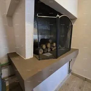 Zadnja kuća u nizu, s jacuzzijem!