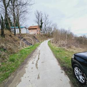 Zagorje/Kraljeveci/RENOVIRANA trosobna kuća sa panoramskim pogledom/1552m2 zemljišta