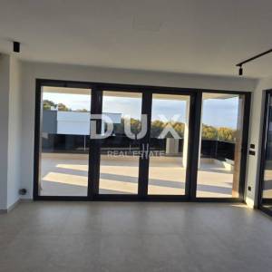 ZAGREB, BREZOVICA - Luksuzna vila s panoramskim pogledom u zelenoj zoni Zagreba