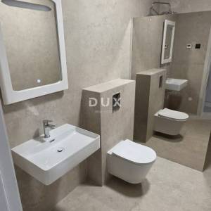 ZAGREB, BREZOVICA - Luksuzna vila s panoramskim pogledom u zelenoj zoni Zagreba