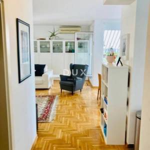 ZAGREB, MIKULIĆI - Prostrani četverosobni stan s garažom i dva parkirna mjesta na prvom katu