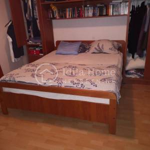 Zagreb (Podsused), obiteljska kuća 204.00 m2