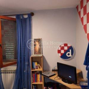 Zagreb (Podsused), obiteljska kuća 204.00 m2