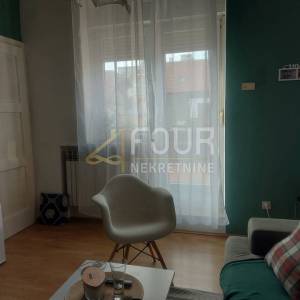 Zagreb, Tešnjevka, kuća s 2 stana, garažom i okućnicom