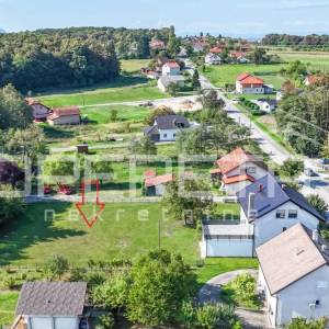 Zagrebačka ulica , Oroslavje, 868,00 m2, 65.000,00 EUR