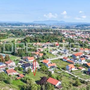 Zagrebačka ulica , Oroslavje, 868,00 m2, 65.000,00 EUR