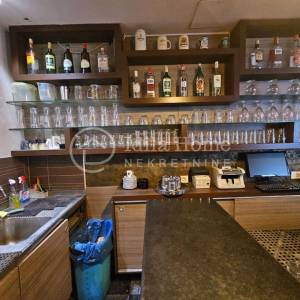 Zagreb/Gajnice Poslovni Prostor (Caffe bar) 66,16 m2 Prodaja
