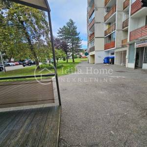Zagreb/Gajnice Poslovni Prostor (Caffe bar) 66,16 m2 Prodaja