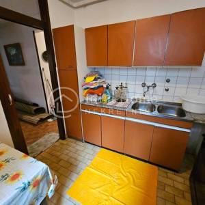 Zagreb/Stenjevec/TROSOBAN stan okružen zelenilom/TOP LOKACIJA!