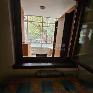 Zagreb/Stenjevec/TROSOBAN stan okružen zelenilom/TOP LOKACIJA!