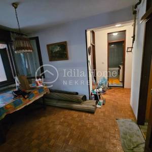 Zagreb/Stenjevec/TROSOBAN stan okružen zelenilom/TOP LOKACIJA!