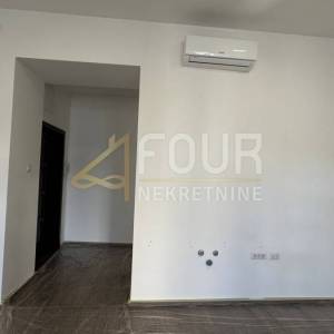 Zakup, Rijeka - centar, 60m2, poslovni prostor