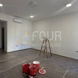 Zakup, Rijeka - centar, 60m2, poslovni prostor