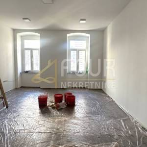 Zakup, Rijeka - centar, 60m2, poslovni prostor