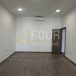 Zakup, Rijeka - centar, 60m2, poslovni prostor