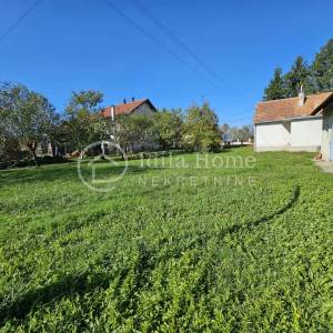 Zaprešić/Laduč/kuća/staro imanje sa 1170m2 zemljišta/TOP LOKACIJA!