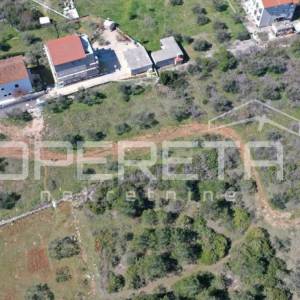 Zemljište 1537 m² u Zablaću – prilika za razvoj i ulaganje