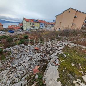 Zemljište sa građevinskom dozvolom za 6 stanova