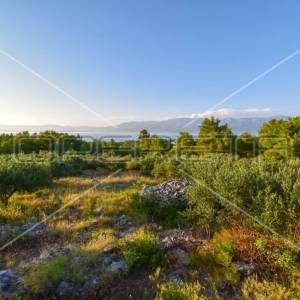 Zemljište, Supetar otok Brač, pogled na more i idejni projekt za 4 luksuzne vile
