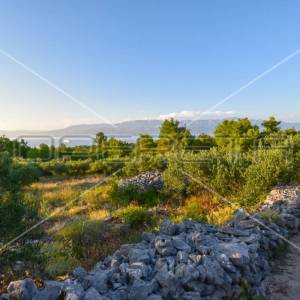 Zemljište, Supetar otok Brač, pogled na more i idejni projekt za 4 luksuzne vile