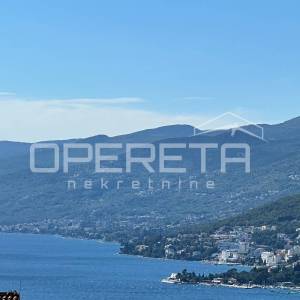 Zemljište u građevinskoj zoni s panoramskim pogledom na Kvarner
