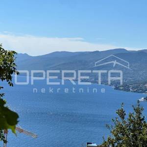 Zemljište u građevinskoj zoni s panoramskim pogledom na Kvarner