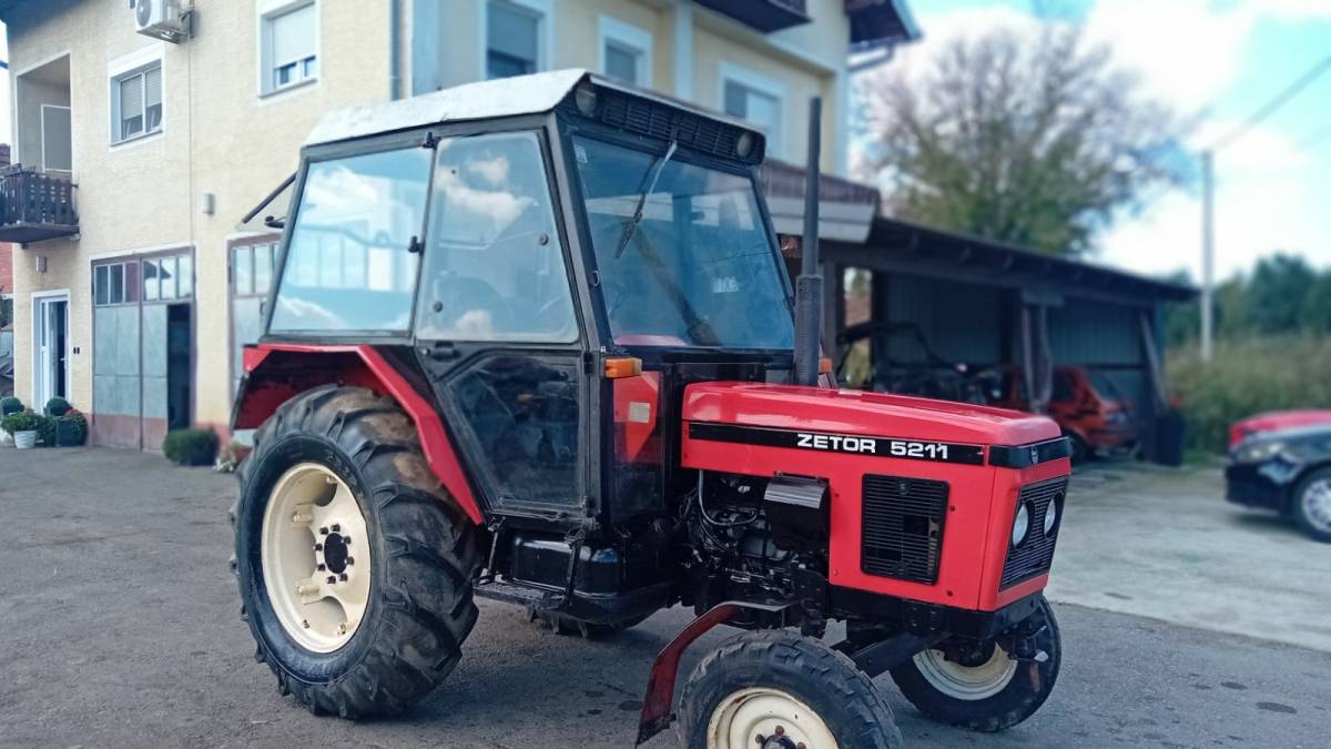Zetor 5211