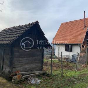 Zlatar/Jertovec/ Vikendica 36 m2 /Klijet / voćnjak/  zemljište 1.717 m2