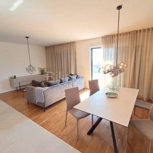 1. iznajmljivanje,Mejaši Split, luksuzan stan