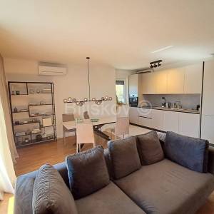 1. iznajmljivanje,Mejaši Split, luksuzan stan