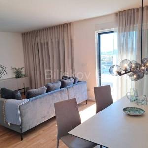 1. iznajmljivanje,Mejaši Split, luksuzan stan