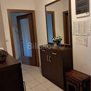 3 sobe, parking, dugoročan najam Split Brodarica