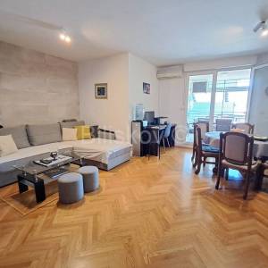 3 sobe, parking, dugoročan najam Split Brodarica