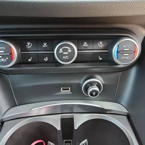 Alfa Romeo Stelvio 2.2 VELOCE 210 KS