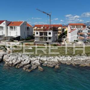 Apartman S5, prvi red do mora, 63,43m2 površine, Povljana