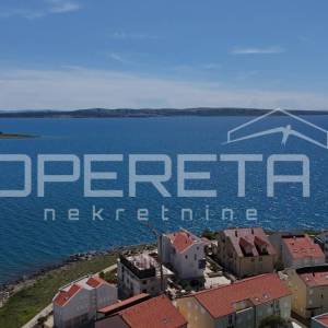 Apartman S6, prvi red do mora, 55,96m2 površine, Povljana
