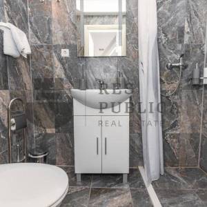 APARTMANI S POSLOVNIM PROSTOROM U STAROM GRADU - CIJENA NA UPIT