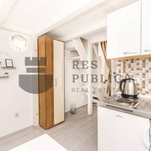 APARTMANI S POSLOVNIM PROSTOROM U STAROM GRADU - CIJENA NA UPIT