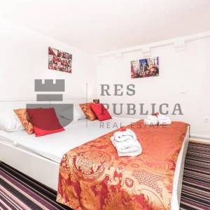 APARTMANI S POSLOVNIM PROSTOROM U STAROM GRADU - CIJENA NA UPIT