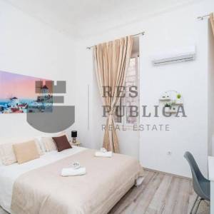 APARTMANI S POSLOVNIM PROSTOROM U STAROM GRADU - CIJENA NA UPIT