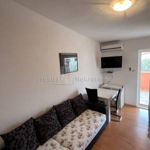 Apartmanska Ljetna Oaza na Otoku VIru - Top Lokacija