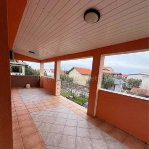 Apartmanska Ljetna Oaza na Otoku VIru - Top Lokacija