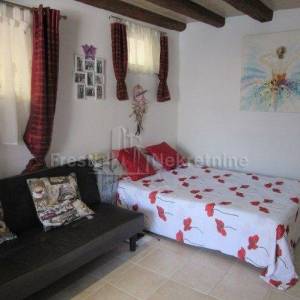 ARBANASI - Hacijenda u nizu s bazenom