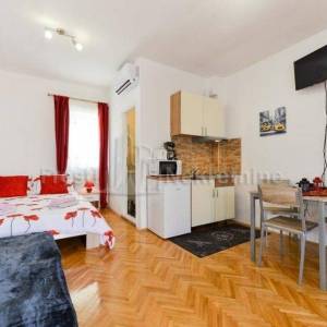 ARBANASI - Hacijenda u nizu s bazenom