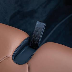 Aston Martin DBS 770 ULTIMATE COUPE