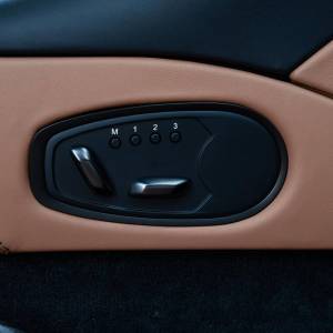 Aston Martin DBS 770 ULTIMATE COUPE