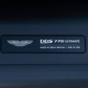 Aston Martin DBS 770 ULTIMATE COUPE